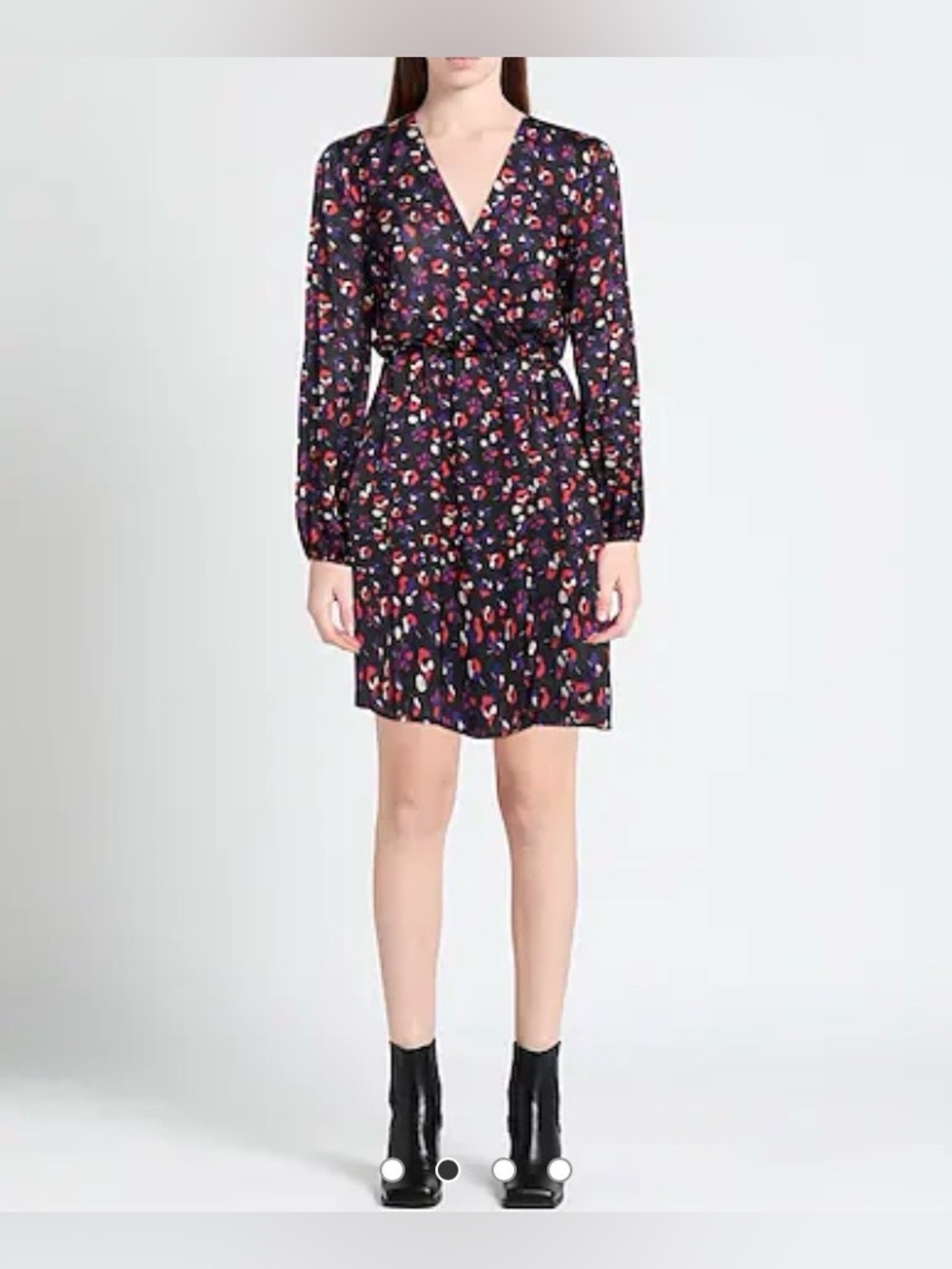 HAVEONE Elegant Red, White, Blue Floral Dress in Black - Long sleeve- Size M & L